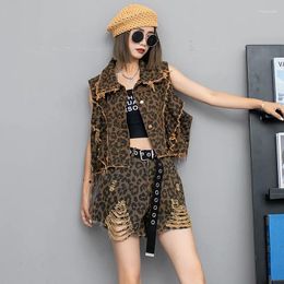 Women's Tracksuits Vintage Women Leopard Printed Denim Vest Holes Waistcoat Cowboy Tanks Cardigan Jeans Shorts Two-piece Set Spring Summer