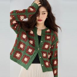 Women's Knits Knitted Cardigan Fashion Retro Stereoscopic Crochet Plaid Single-breasted Jumper Jacket Christmas Sweater Coat