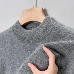 Solid Colour Winter Men Woollen Sweater Warm cashmere Inner lap Pullovers Mens Casual fashion Sweaters Turtleneck Knitwear 231228