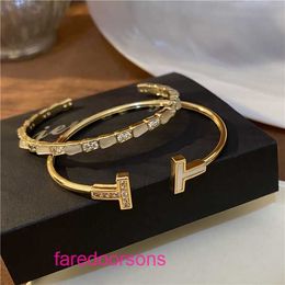 Tifannissm Design Women Bead Bracelets Charm Luxury Jewellery for Lady Gift French Snake shaped Bracelet T Letter Shell Light and Unique Exquis With Original Box