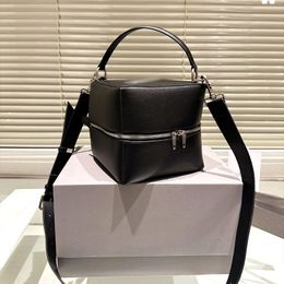 Fashion Designer bag The new cowhide material square outline is handsome and small size16X16cm square box bag Hand-held crossbody bag