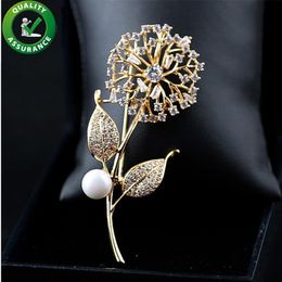 Jewellery Designer Brooches Crystal Luxury Brooches Men Women Fashion Wedding Accessories Bead Dandelion Brooch Pins Elegant Bridal 265E