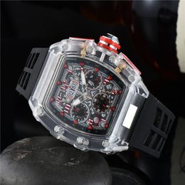 Mens Fashion Watches Luxury Designer Quartz Watch Skeleton Multiple Time Zone Sports Wristwatch Silicone Strap Men Chronograph Clo343J