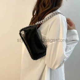 Shoulder Bags Fashion Shiny Black Patent Leather Handbag Thick Chain Woman Casual Totes Bag Lady Designer Crossbody edstylishhandbagsstore