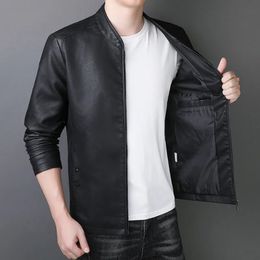 Trend Motorcycle Jacket Mens Fashion Leather Slim Fit Neckline PU Male Antiwind Jackets Men Biker Coat 231227