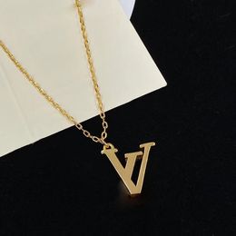 18k gold luxury classic letters designer pendant necklaces for women retro vintage elegant choker letter necklace Jewellery brand gift box packing