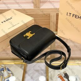 Luxury Designer Bags Hong Kong Arc de Triomphe Genuine Leather Black Gold Crossbody Bag 2024 New Women's Leisure One Shoulder Premium Tofu Small Square Bag