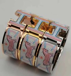 A Classic 2024 New Love Family Letter Bracelet 20MM High Edition Enamel Colourful Pattern Bracelet Fashion Bracelet