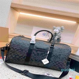 Luxury travel luggage large capacity handbag men crossbody shoulder bags storing purse 2024