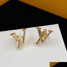 Stud 18K Gold Love V Letters Designer Earrings For Women Luxury Cute Letter Engagement Elegant Charm Ear Rings Earring Birthday Gifts Othoe