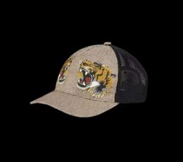 Top Selling baseball cap snake tiger bee cat fox wolf canvas featuring men fashion women sun hat4769933