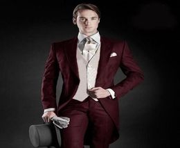 Tailcoat Morning Style Groom Tuxedos Peak Lapel Mens Suit Burgundy Groomsman Man Wedding Dinner Suits JacketPantsVest4401107