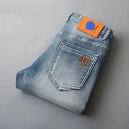 Designer di jeans da uomo estivo pantaloni di fascia alta da 9 punti di fascia alta per pantaloni per tutte le parti piccoli piedi elastici a 9 punti pantaloni jeans strappato skinny cowboy pantalone b5f aa8