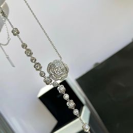 French Jewellery Designer Classic 925 Sterling Silver Necklace Luxurious Hollowed Camellia Tassel Necklace Inlaid Rhinestone Women Charm Necklaces Sister Gift