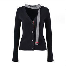 1221 2024 Runway Autumn Brand SAme Style Sweater Long Sleeve V Neck Cardigan Gray Blue Womens Clothes High Quality Womens YL