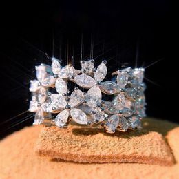 Sparkling 925 Sterling Silver Marquise Cut Moissanite Diamond Rings Party Women Wedding Leaf Band Ring Gift Hip Hop Jewelry2752