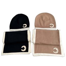 Classic Versatile Hat Scarf Set Luxury Fashion Designer Wool Knit Hat Scarf for Men and Women Autumn and Winter Warm Essential Equipment High-quality New Year's Gifts