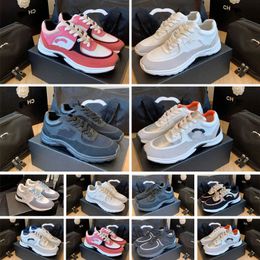 Designerinnen Frauen Kalbskinne Schuhe Vintage Trainer Reflektierende Sneakers Mode Leder Chan Plattform Nel Schnürung Print Freizeit Sneaker