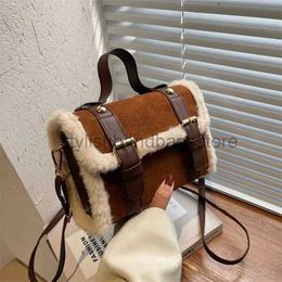 Shoulder Bags Winter Crossbody for Women Bag New Lamb Plush Velvet Lady Small Square Handbag French Korea Stylestylishhandbagsstore