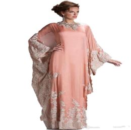 2020 Neues Spitzen-Abendkleid mit langen Ärmeln, Dubai-Abziehbilder, Kaftan-Kleid, Mode, Dubai, arabische Kleidung, Partykleider 3892982197