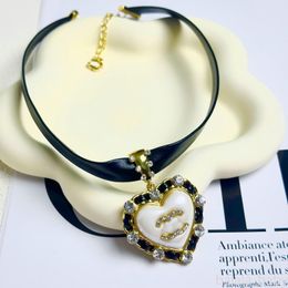 Fashion Diamond Necklace Designer Jewellery Women Choker Brand Leather Heart Necklace Pendant Party Gift