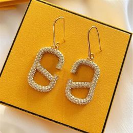 2022 Luxury 18K gold Women Hoop Earrings Lady Jewellery Earrings designer Diamonds Ear Studs Fashion Wedding party Jewellery accesso233w