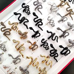 100pcs lot Exaggerated Antique Punk Style Animal Snake Ring Gold Silver Black Mix Hip hop Rock Fashion Ring Party Jewellery Unisex260l