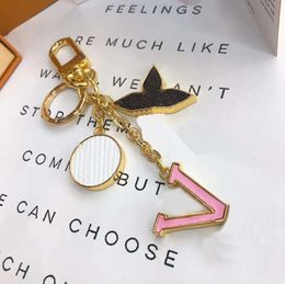 2024Luxury Designer Keychain Fashion Classic Brand Key Buckle Letter Design Handmade Gold Keychains Mens Womens Bag Pendant High Quality X-9