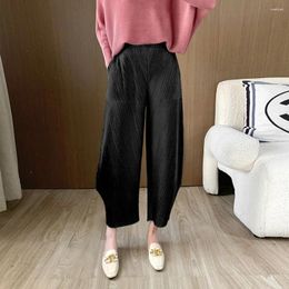Women's Pants Miyake Personality Pleated Wide-legged Women Loose Harem 2024 Spring And Summer Large Size Banana Casual