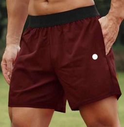 2024new hooters shorts Men Yoga Sports Outdoor Fitness Quick Dry Lululemens Solid Colour Casual Running Quarter Pant Best Fashion 332