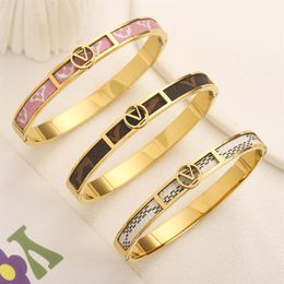 New Style Bracelets Women Bangle Designer Letter Jewelry Faux Leather 18K Gold Plated Stainless steel Womens Wristband Wedding Gif1950