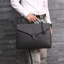 Briefcases Kaisiludi Leather Woven Men's Bag Handbag Business Men's Briefcase Waxed Cowhide Postman Bag Computer Shoulder Slant Span Bag