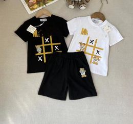 Novo designer m crianças verão camiseta conjunto de roupas meninos carta esportes conjunto bebê roupas de manga curta conjunto infantil tamanho 100cm-150cm