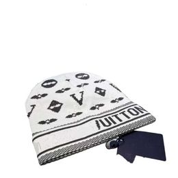 BeanieSkull Caps Beani Caps Fashion high-quality beanieFashion Men Ladies Letter Designer Hat Plaid Knit Skull Hat Winter Beanie RQ6Q