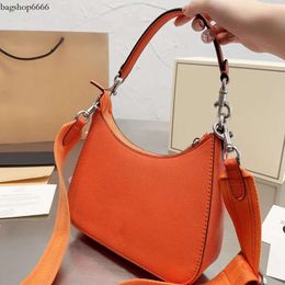 Designer Shoulder Women's Underarm Handbag Leather Classic White Black Blue Single Strap Crossbody Bag 2024 new high quality