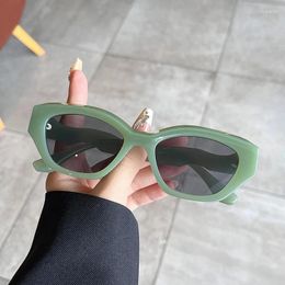 Sunglasses Vintage Green Cat Eye Women's Fashion Irregular Small Frame Retro Designer Sun Glasses Female Y2K Eyewear UV400