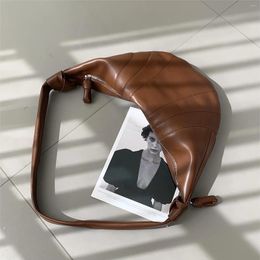Waist Bags Lemaire Genuine Leather Bag Croissant Dumpling Designer Knotted Claw Crossbody Cattle