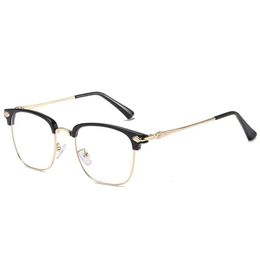 Designer Ch Cross Glasses Frame Chromes Brand Sunglasses for Women New Eyeglass Fashionable Business Metal Flat Mirror Heart Men Luxury High Quality Frames Qa1j