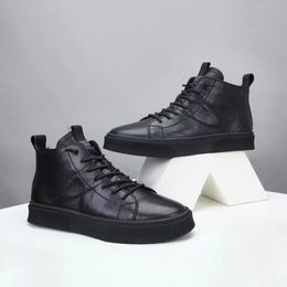 trendy men's board shoes, fashionable European station, men's toe layer cowhide leather casual shoes