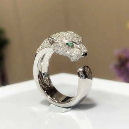 Bulgarie Carer Original Luxury Designer Ring Emerald Little Cheetah Leopard Head Ring Opening 18k White Gold Diamond Set Pair Ring Couple Wedding Ring