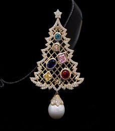 2022 Luxury Designer Pearl Brooch Christmas Tree Pin for Women with Cubic Zirconia Fashion Jewellery Female New Year Gift7946760