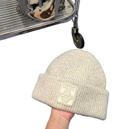 BeanieSkull Caps Lowewe Designer Hat Luxury Top Quality Leisure Luxury Lowe Knitted Hat Designer Beanie Cap Mens And Womens Fit Hat Cashmere Skull Hat Outdoor Fashio