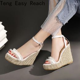 Dress Shoes Summer Peep Toe Sandals Women Straw Weave Platform Wedges Fashion Ankle Strap Lace High Heels Female
