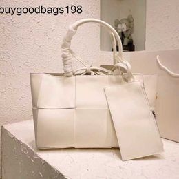 BottegaaVenetas Handbags Arco Tote Bag Designer Women Arcos Intreccio Weave Italy Brand Leather Shopping Lady Large Capacity Basket Totes Handbag with 2647 rj