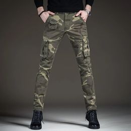 Men''s Light Luxury Camouflage Outdoors Sports Jeans Multi-pocket Wear-proof Slim Fit Cargo Pants Army Fans Casual Pants; 231229