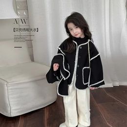 Girls Coat with Scarf Woollen 2023 Autumn and Winter Fashionable French Style Elegant Casual Simple Jacket 231228