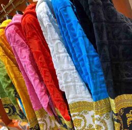 Robes Designers Velvet bathrobe robe baroque Fashion cotton hoodies pajamas Mens Women Letter jacquard printing Barocco print sleeves Sh151