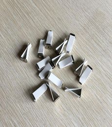 New 100pcslot Auto Outlet Clips Metal Alloy White Black Colour DIY Automotive Perfume Clip Decorative Car Vents Clamps Accessories1255658