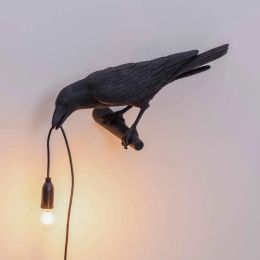 Art Bird Lamp Seletti Bird Wall Lamp Modern Black White Resin Bird Wall Sconce with Plug for Living Room Bedroom Dining Room Light LL