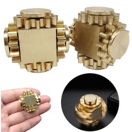 Manual Rotator Brass 4-Gear Fidget Spinner Gear Leisure Decompression Toy Funny Adult Children Relieve Anxiety Christmas Gift 231229